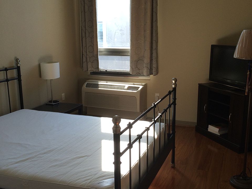 1st image of 111 N 9th St Unit 709