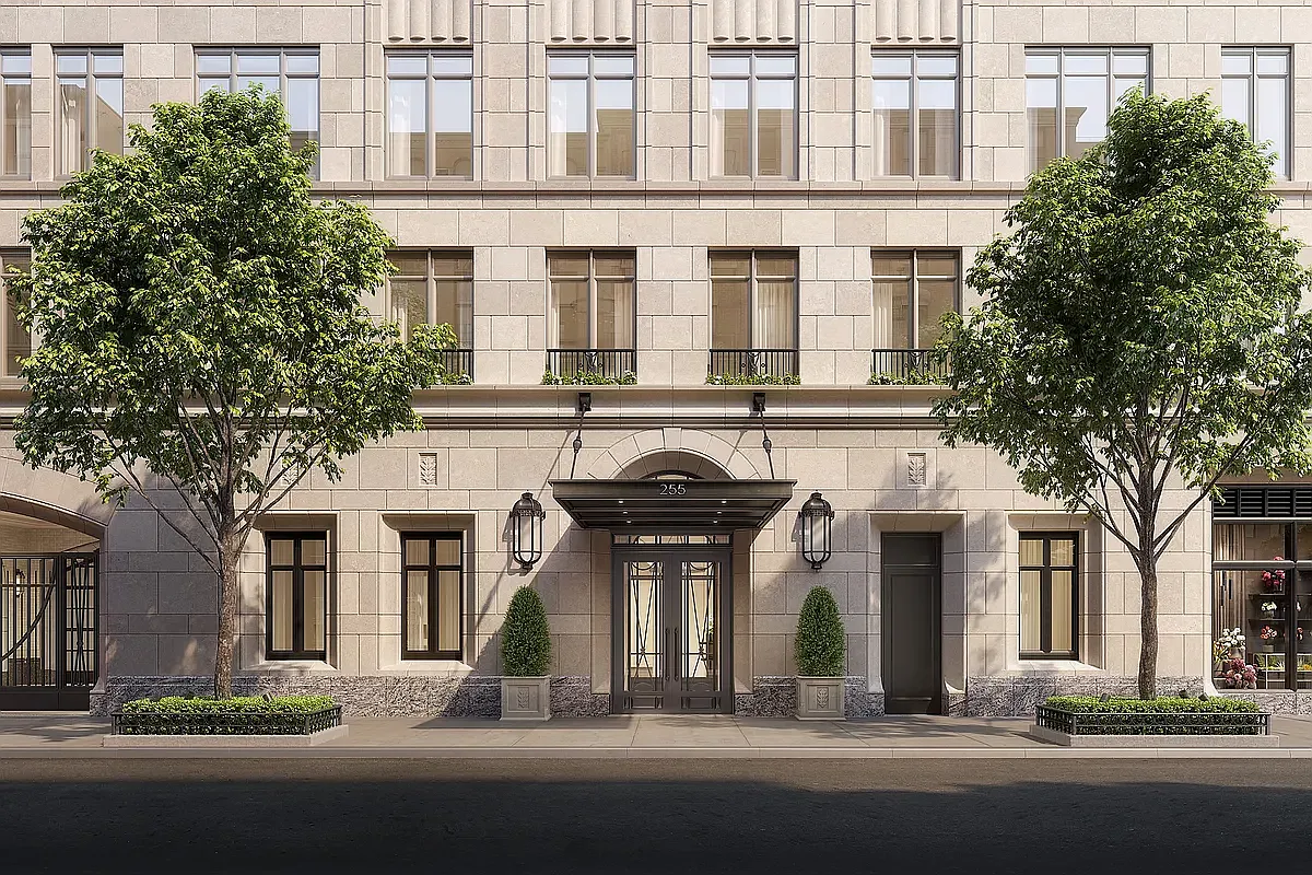 255 East 77th Street — Photo 1