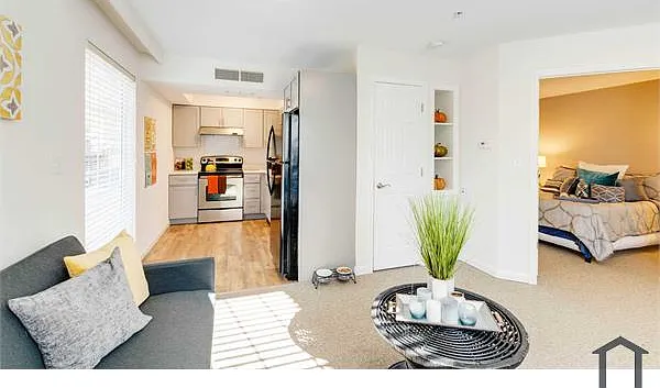 200 Skidmore Blvd #1 — Photo 2