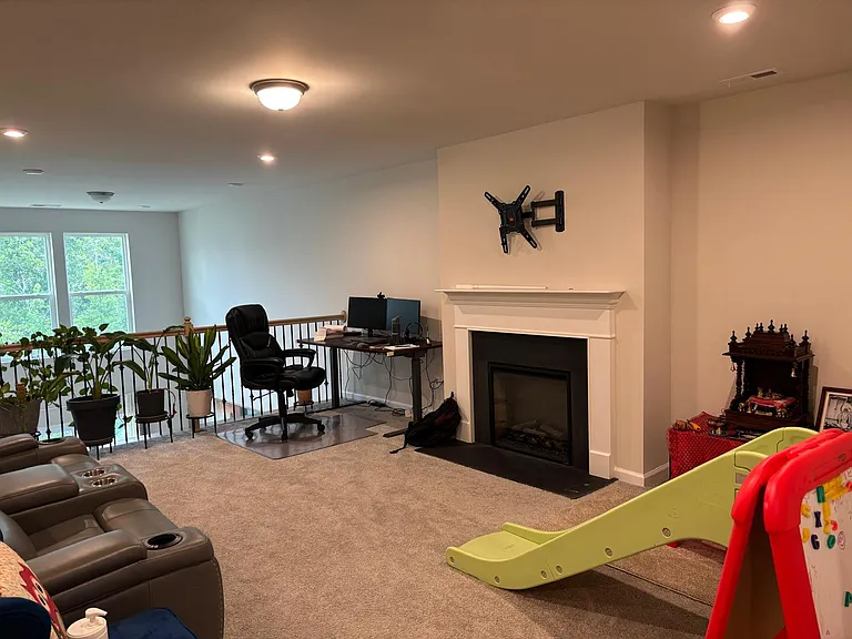 2439 Heathcliff Trl — Photo 18