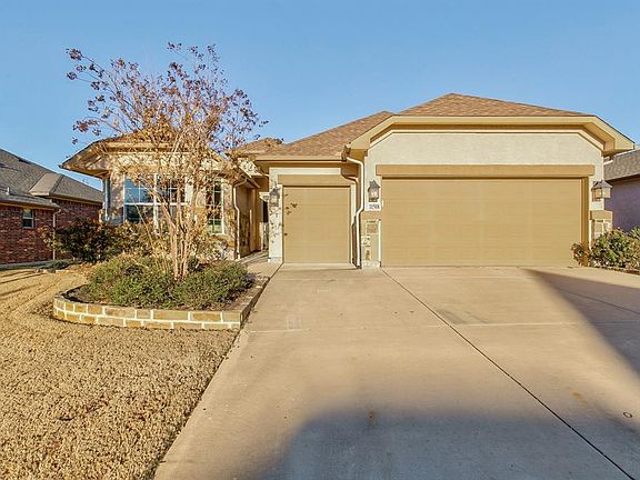 2nd image of 11508 Parkcrest Dr