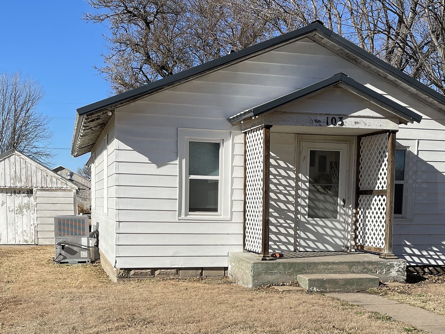 103 C St, Claflin, KS 67525 Zillow