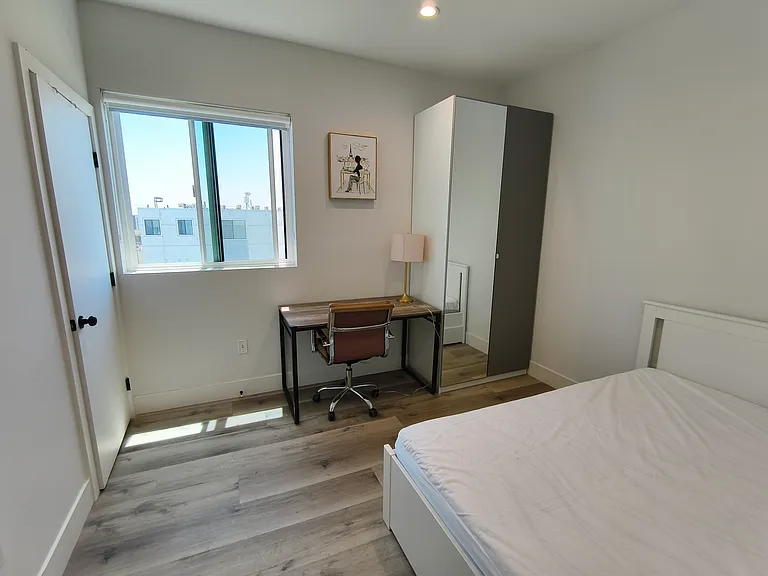3020 S Normandie Ave #A4 — Photo 29