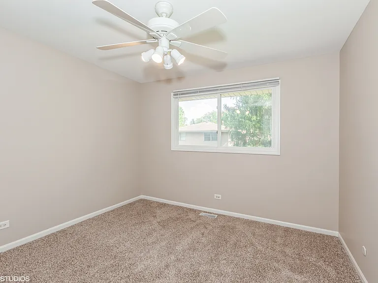 98 Quail Hollow Ct — Photo 15