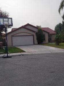 7609 Elsinore Ave, Bakersfield, CA, 93307