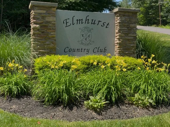 T 330 L C Gardner Rd, Moscow, PA 18444