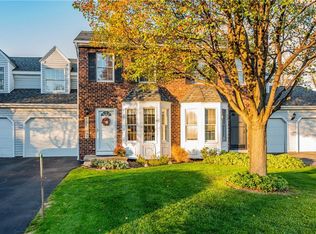 25 Lismore Grn, Rochester, NY 14617