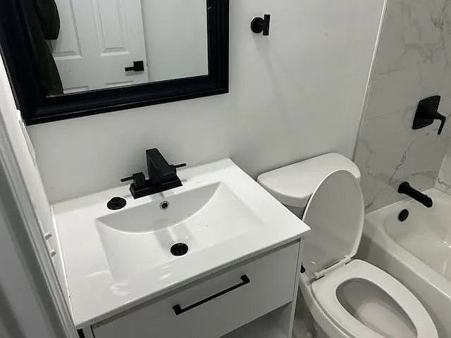 1425 Joseph E Boone Blvd NW #104C — Photo 5
