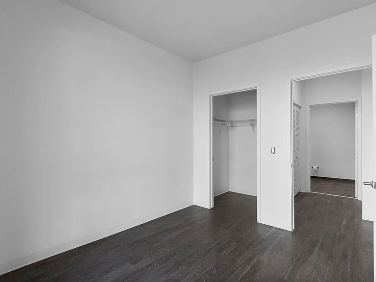 820 N Milwaukee Ave #201 — Photo 4