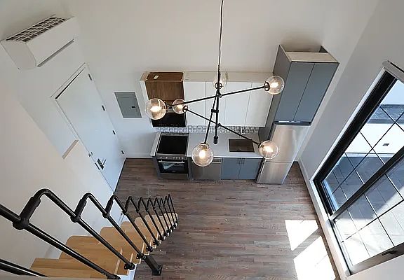 3rd image of 486 Lefferts Ave #1