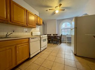 184 Naples Rd APT 3, Brookline, MA 02446