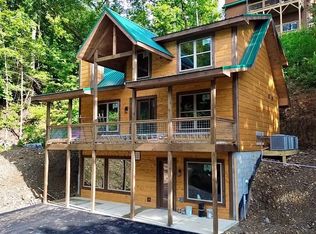 3210 Pine Way, Pigeon Forge, TN 37863