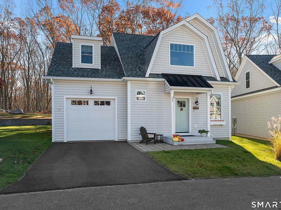 1st image of 10 Ivy Hill #10