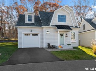 10 Ivy Hl #10, Waterford, CT 06385
