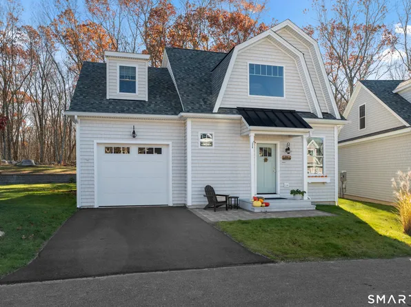 10 Ivy Hill #10, Waterford, CT 06385