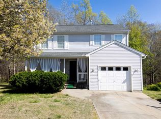 511 Duncan Station Dr, Duncan, SC 29334