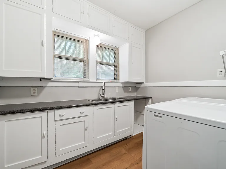 465 S Reese St — Photo 14
