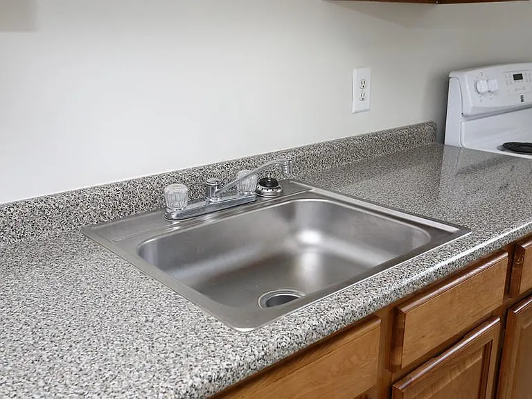 Parkside Apartments — Photo 6