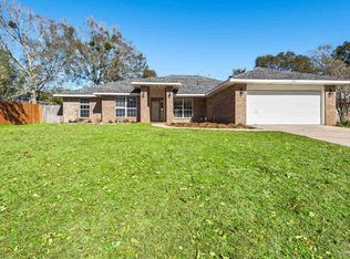 1648 Condor Dr, Cantonment, FL 32533