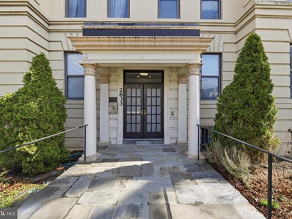 3rd image of 2633 Adams Mill Rd NW APT 402