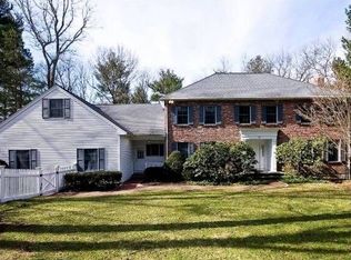 37 Maugus Ave, Wellesley, MA 02481