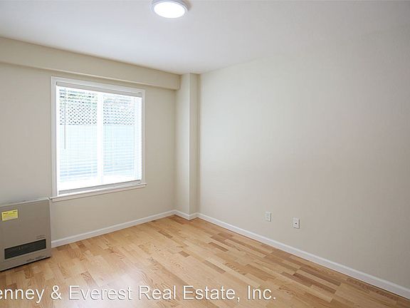 3rd image of 200 Guerrero St #111