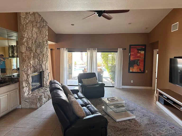 40613 Clover Ln — Photo 36
