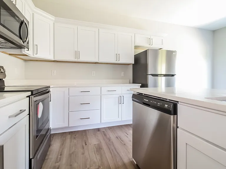 124 Cannon Dr — Photo 8