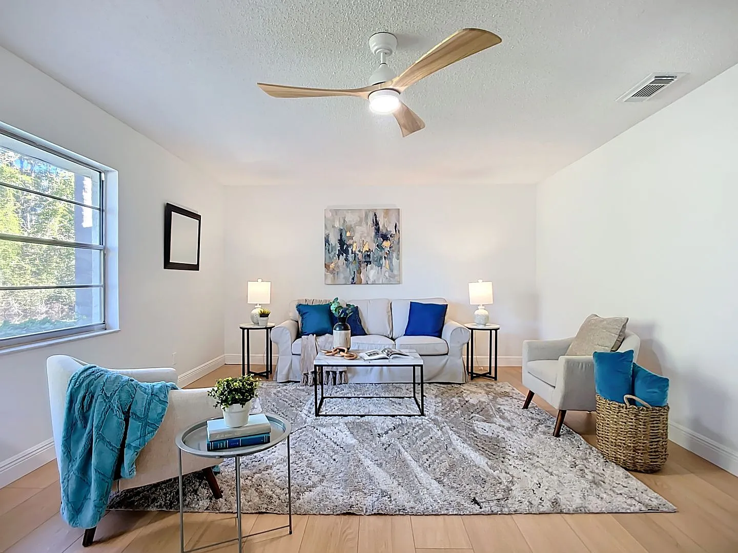 Absolutely stunning completely remodeled 2-bedroom 2 bath, 1,448 square foot home — Photo 4