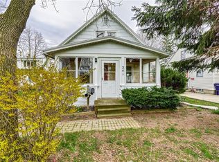 241 Chalford Rd, Rochester, NY 14616