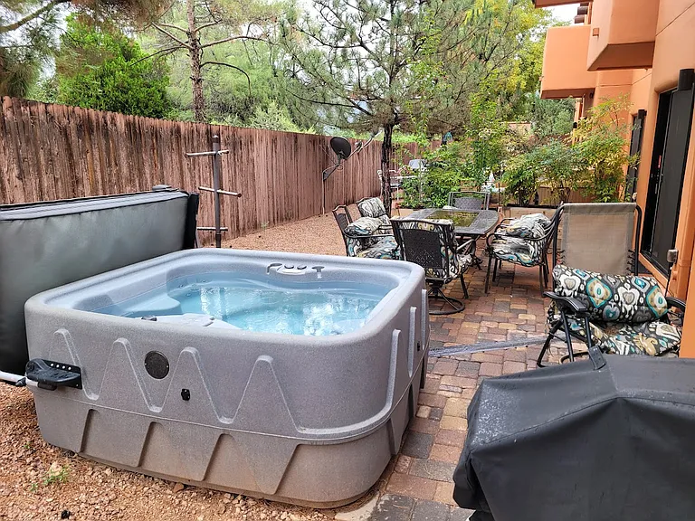 45 N Canyon Diablo Rd #M — Photo 26