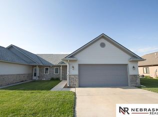 3740 Frederick Pl, Lincoln, NE 68504