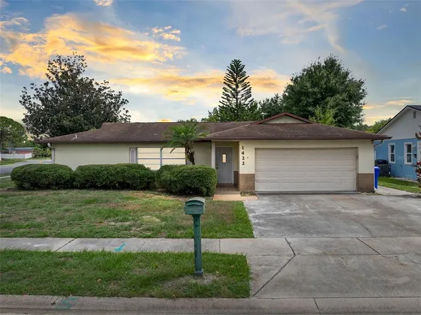 1422 Myrna Ln, Kissimmee, FL 34744