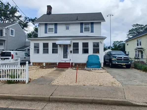 14 Pine Street, Keyport, NJ 07735