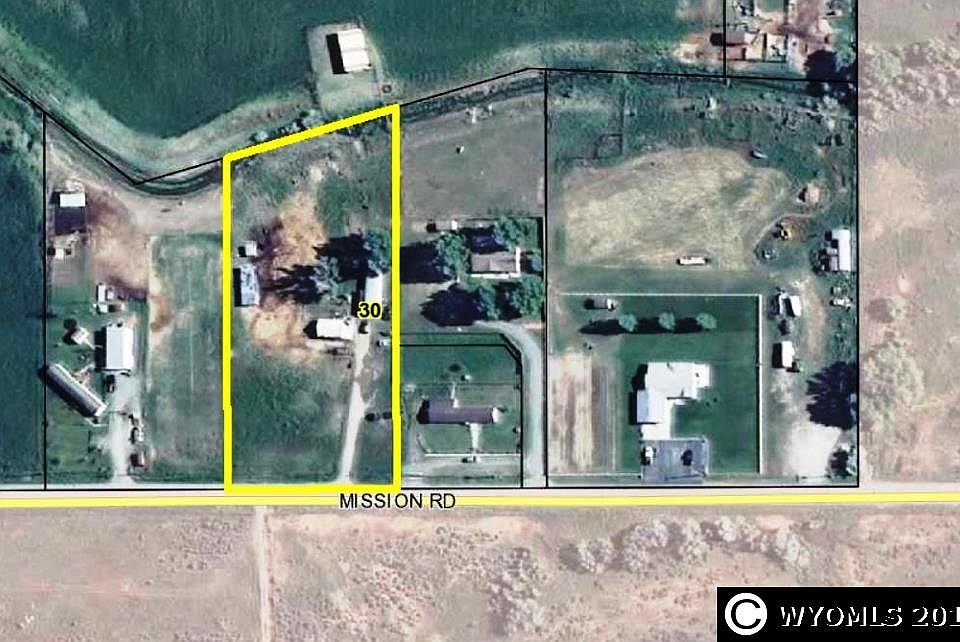 2nd image of 20 S Butte Ct