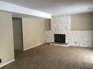 445 W Eagle Lake Dr, Maple Grove, MN 55369