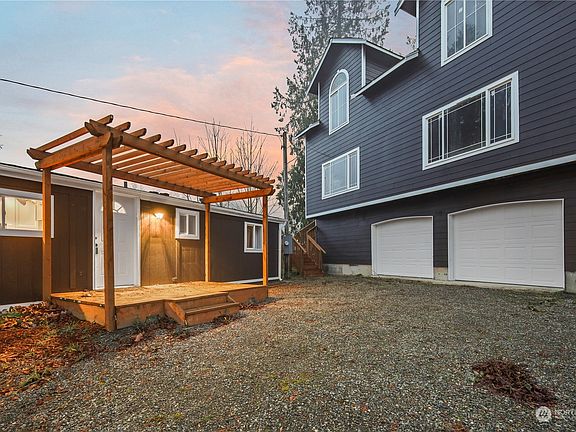 2nd image of 4931 N Vista Drive E