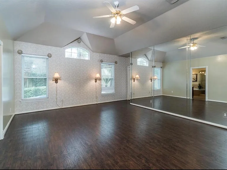 17422 Palisander Ct — Photo 18
