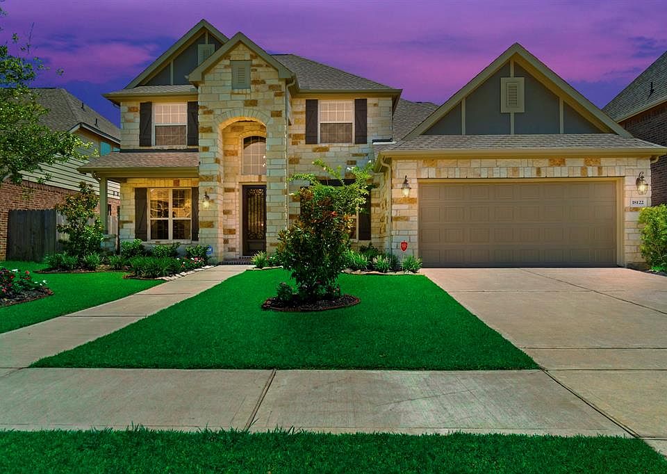 STATEMENT MADE! Welcome to this stunning Lennar floorplan of just over 3,000 SqFt, with an inviting stone & brick elevation set to a vibrant and lush lot. This one stands out with an interior to match.