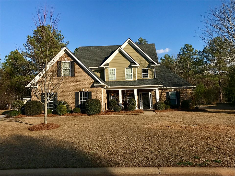 Beautiful Front Yard