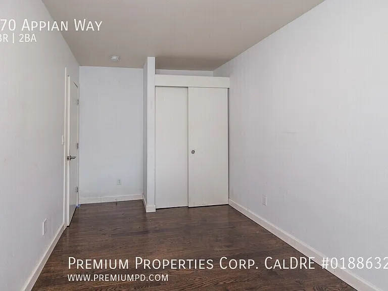 870 Appian Way — Photo 6