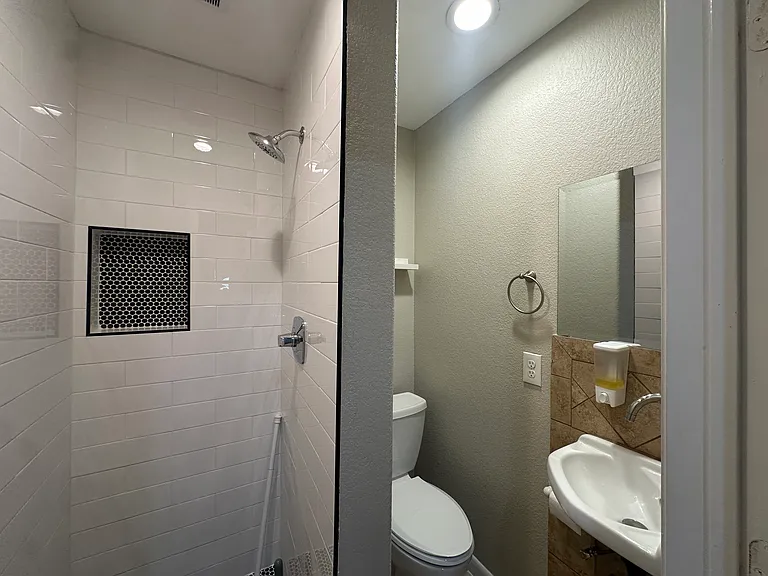 6912 Bryn Mawr Dr — Photo 11