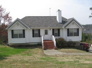 120 Overlook Dr NW, Calhoun, GA 30701