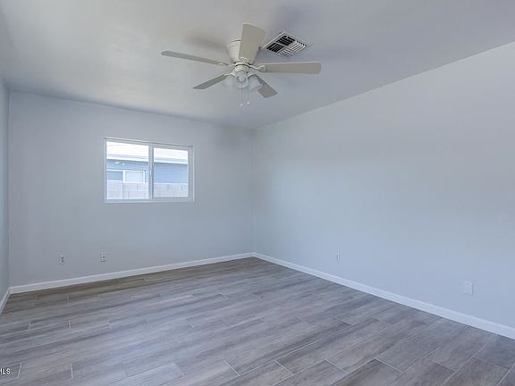 5th image of 2830 W Keim Dr