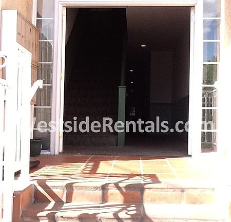 3rd image of 6223 Lexington Ave APT 3