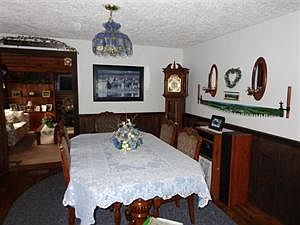 5th image of 508 Peck St