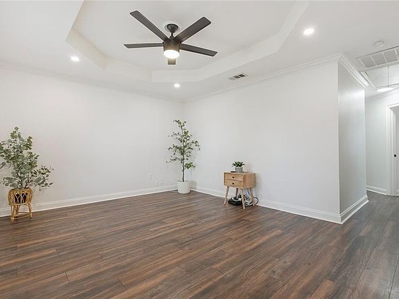 4th image of 3024 Farmsite Rd