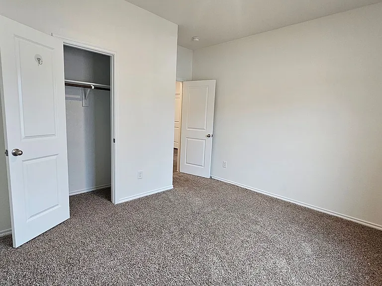813 Fueller Dr — Photo 7