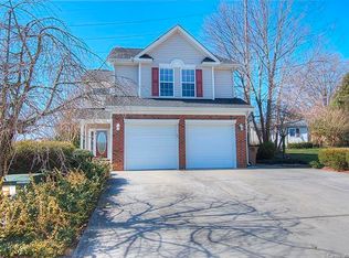 1000 Galena Chase Dr, Indian Trail, NC 28079