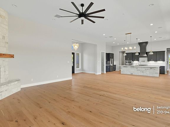 4th image of 103 River Mountain Dr